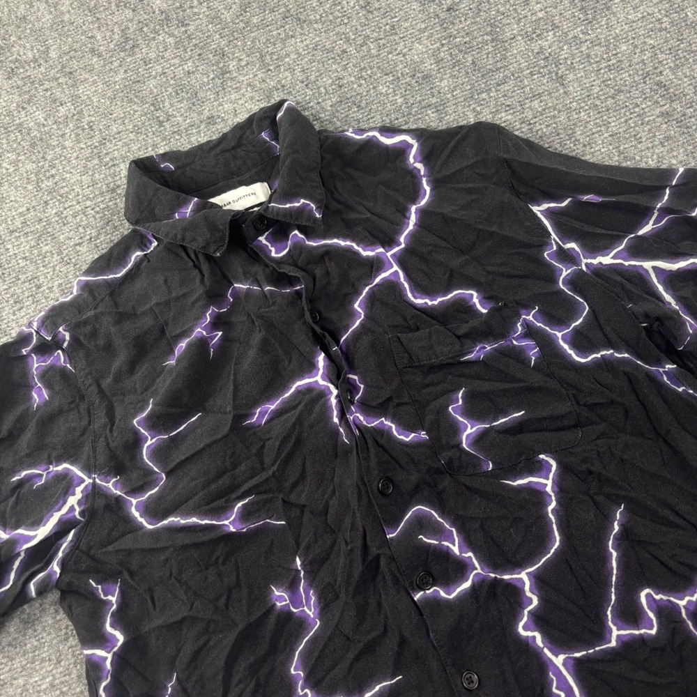 Urban Outfitters Button Down Shirt Small Black‎ Purple Lightning Bolt Mens